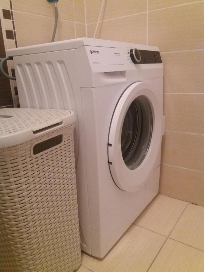 Daniris Apartman Novi Sad Buitenkant foto