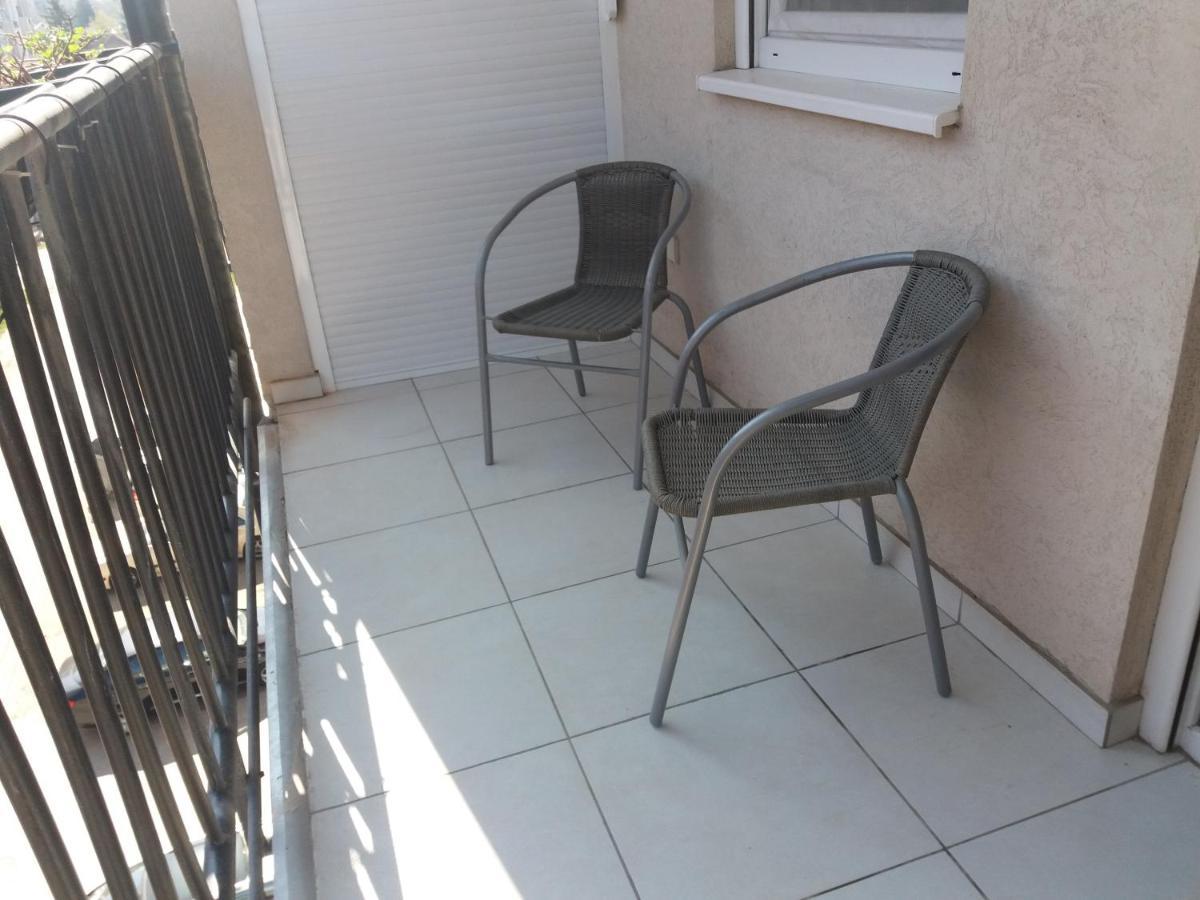 Daniris Apartman Novi Sad Buitenkant foto